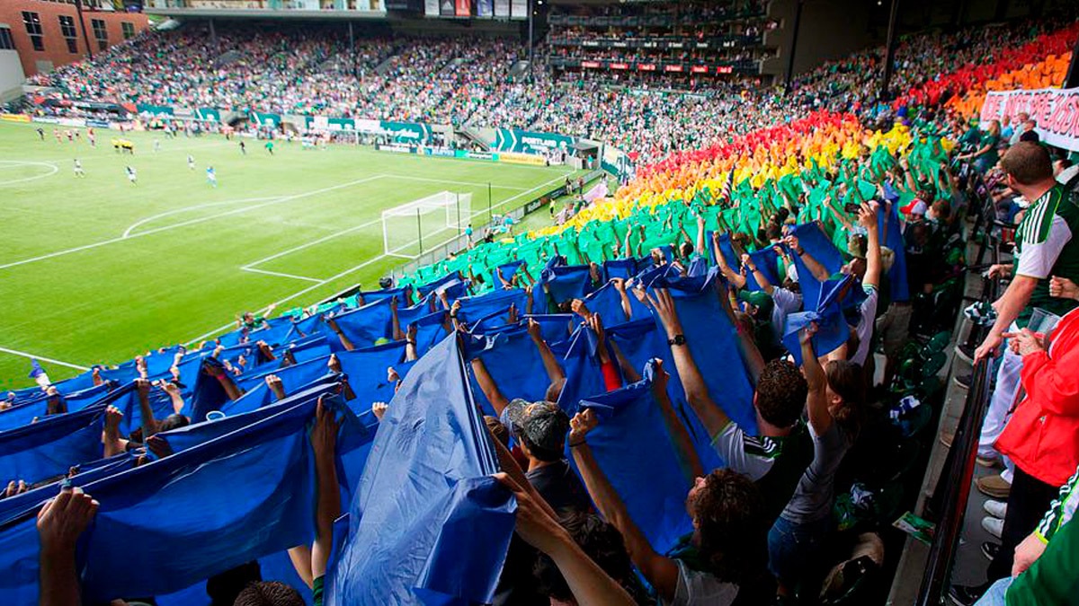 Por um futebol sem homofobia